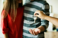 Центробанку хотят дать право ограничивать выдачу ипотеки