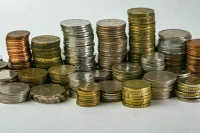 Банки помогут людям собрать деньги на квартиру