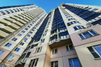 Жителей двух многоэтажек Кургана эвакуировали из-за качающихся люстр