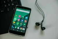 Россияне пожаловались на массовые сбои в Telegram, WhatsApp и Viber 