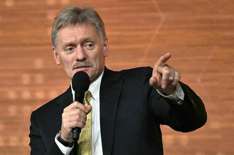 Песков назвал чудовищным поступком устроенную Киевом катастрофу Ил-76