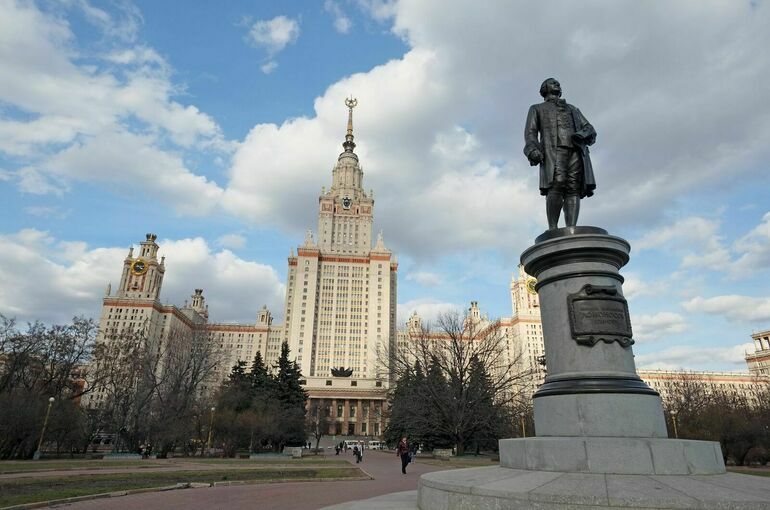 В вузах обучаются более 12,8 тысячи участников спецоперации