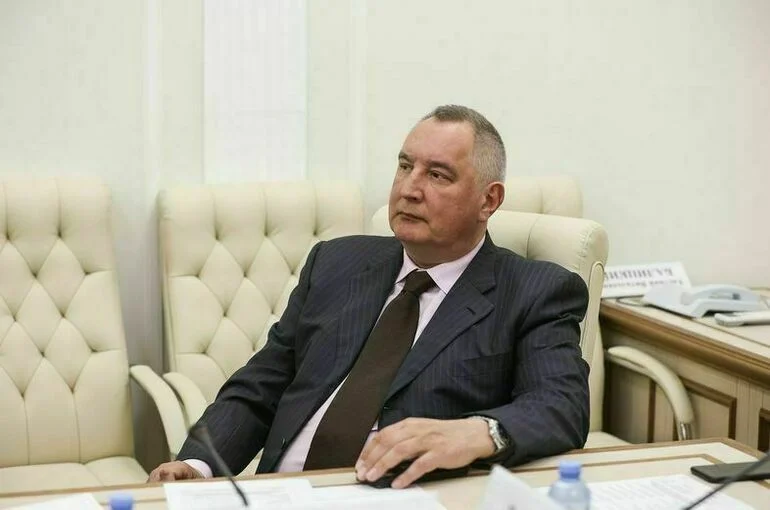 Рогозин считает, что молодых инженеров нужно привлечь к созданию оружия для СВО