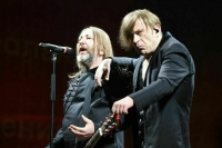 Участники группы «Би-2» сообщили об отмене решения о депортации в Израиль