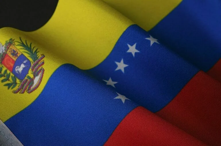 США с 18 апреля возобновят санкции против Венесуэлы в нефтегазовой сфере