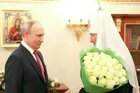 Путин лично поздравил патриарха Кирилла с 15-летием интронизации