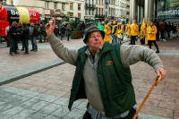 Более тысячи трактористов прибыли на протесты в Брюссель