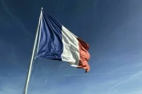 Во Франции призвали снять санкции с РФ и выйти из ЕС