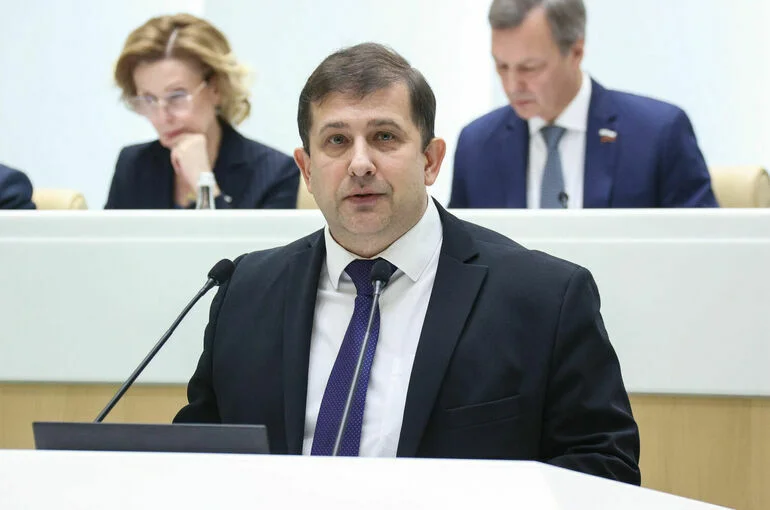 Вузам предложили учить на специалистов по информационным войнам