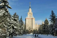 Москвичам спрогнозировали солнечные выходные с ночными морозами