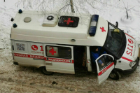 Трое детей погибли при столкновении товарняка и авто в Ставрополье