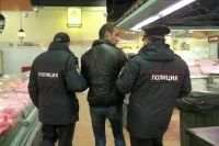 Иностранцев предложили штрафовать и выдворять за сексуальное домогательство