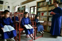 Китай привлечет в частные школы и вузы вышедших на пенсию учителей