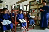 Китай привлечет в частные школы и вузы вышедших на пенсию учителей
