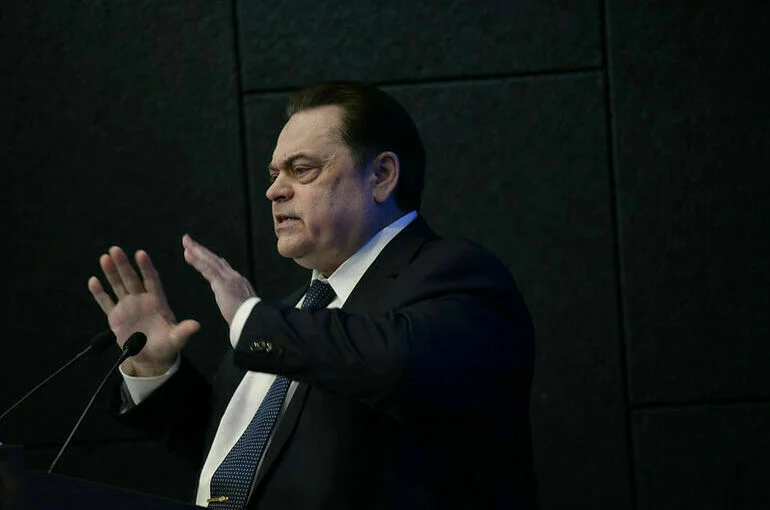 Семигин предложил создать рабочую группу по национальной политике