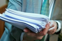 Новомодные иностранные слова могут исчезнуть из текстов российских законов