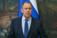 Иностранным посольствам могут запретить выступать работодателями для россиян