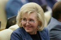 Депутат Фролова считает новые меры поддержки медиков самыми масштабными