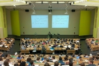 Минобрнауки: В России 36 тысяч женщин с детьми получают высшее образование