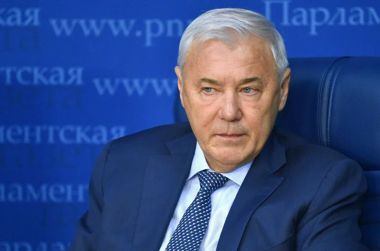 Анатолий Аксаков: Через месяц-другой предложим варианты продления льготных ипотечных программ