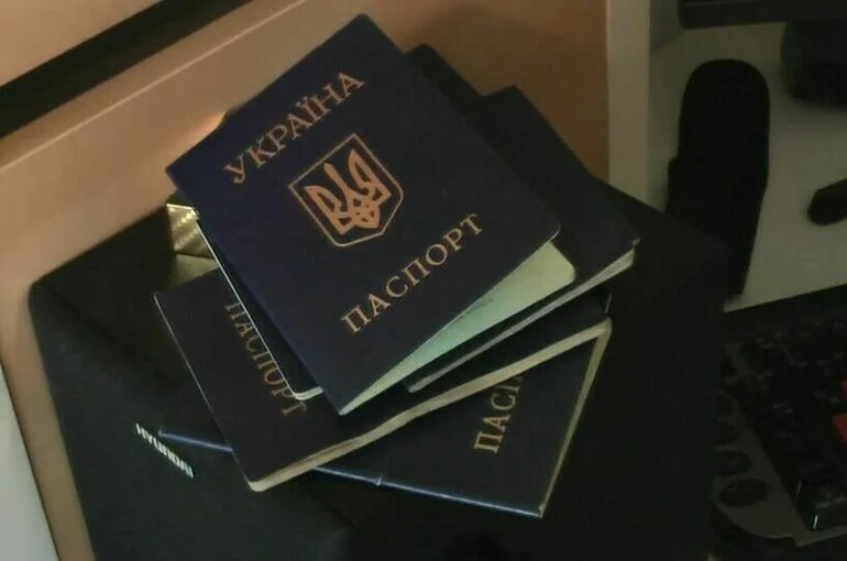 Летчик Кузьминов въехал в Испанию по паспорту на имя Игоря Шевченко