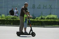 Одиноких родителей защитили от увольнения