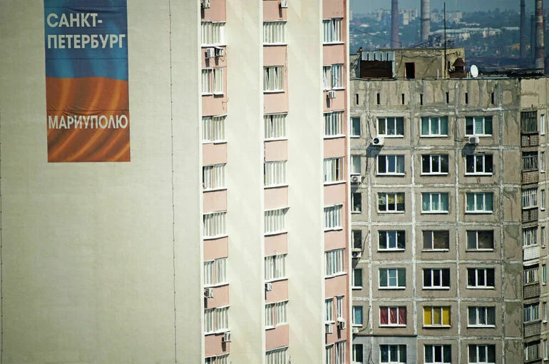 Петербург продолжает восстанавливать Мариуполь