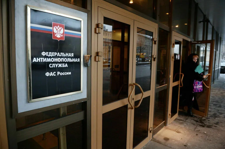 ФАС выявила свыше четырех тысяч нарушений закона о рекламе за прошлый год
