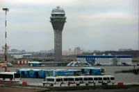 В Пулково ограничили полеты для обеспечения безопасности