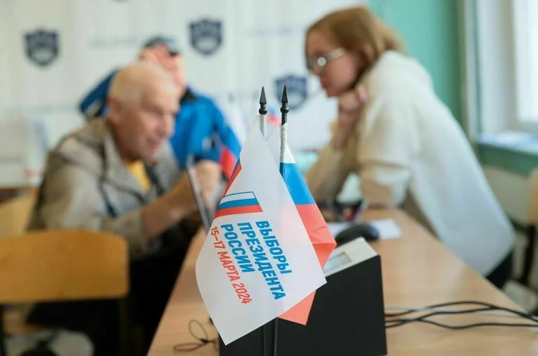 В Общественной палате рассказали, что россияне идут голосовать семьями