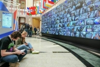 На избирательный участок Камчатки пришел Змей Горыныч