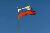 На зданиях детских садов и вузов появятся государственные флаги