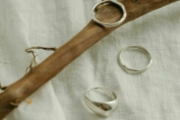 Налогообложение работающих с серебром ювелиров упростят