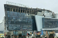 Спасатели разберут сцену в «Крокусе», чтобы доставить кран