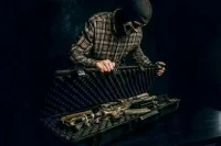 ФСБ изъяла у подпольных оружейников 11 гранатометов и более 30 кг взрывчатки