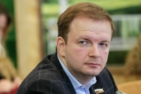 Говырин напомнил, что малый и средний бизнес могут взять четыре льготных кредита