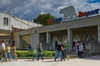 Посетителей Ленинградского зоопарка эвакуировали из-за сообщения о минировании