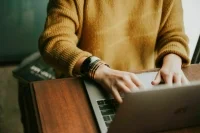 Самозанятые попросили защитить их от непомерных штрафов