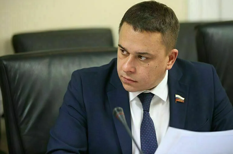 Заемщики просят сенаторов защитить их от хитрых банкиров