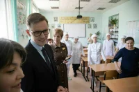 С дефицитом кадров в здравоохранении Красноярья помогают бороться муниципалитеты