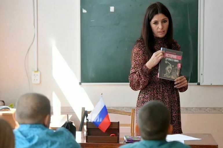 В школах появится больше уроков истории