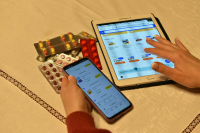 Льготникам добавили денег на бесплатные лекарства