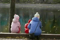 В детдомах России проживают почти 32 тысячи детей