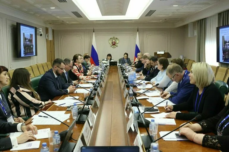 Молодые законодатели обсудили практики представительных органов муниципалитетов