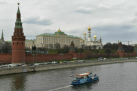 МЧС предупредило москвичей о сильном ветре