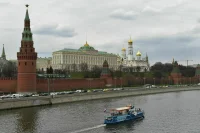 МЧС предупредило москвичей о сильном ветре