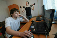 Ищу девочку — «мертвую душу» в общежитие за деньги