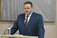 Котяков: Ряд регионов пытаются отсечь многодетные семьи от социальных гарантий