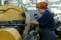 Россиян предложили снова награждать знаком отличия «Ветеран труда»