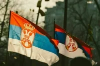 В Европе ждут от Сербии отказа от связей с Россией на пути в Евросоюз